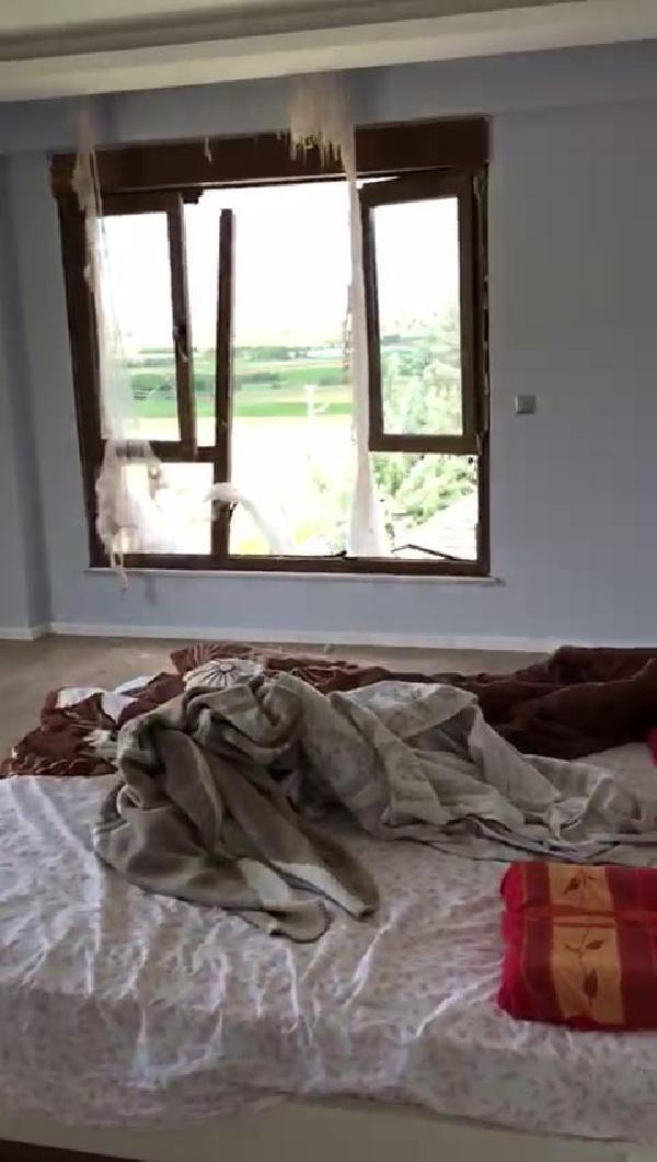 Olay da yle gereklemi, ok da byk hatalar var bu iin ierisinde. Kanalizasyon borularyla doal gaz borular yan yana denmi. Bu ok byk bir risk arz ediyor. Kazlar sonras bir takm skntlar yaanabiliyor.