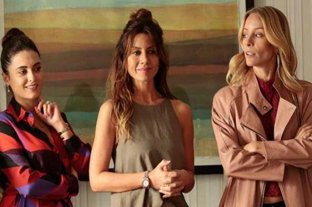 Star TV'de yaynlanan 'Ufak Tefek Cinayetler' dizisindeki performansyla gz dolduran Gke Bahadr kaesini arttrd.