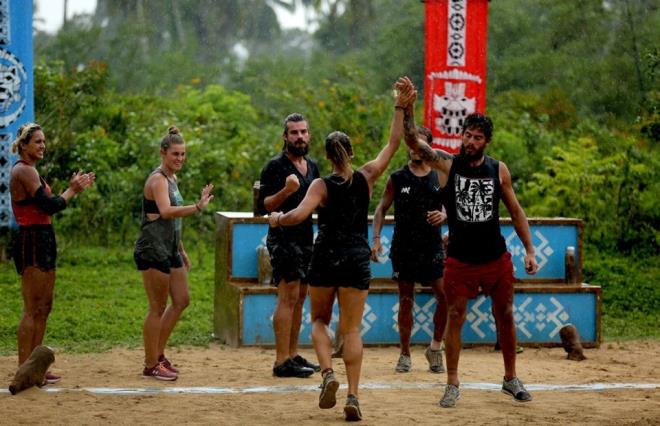 91. blmn ikinci mcadelesi ise mant dll oyunda yaand.    nller'e 10-4 stnlk salayan Gnlller oyunun kazanan oldu.