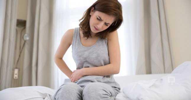 ��DDETL� KAS A�RILARI    Anlam verilmeyen a�r�lar testis kanseri yada kemik kanserinin belirtisi olabilir. Tedavi edildi�i halde ge�meyen ba� a�r�lar� ise beyin t�m�r�n�n belirtisi olabilir. Ge�meyen s�rt a�r�lar�, kolon ve yumurtal�k kanserinin belirtileri aras�nda yer al�r.