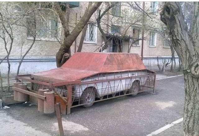 Kt bir mahalle veya iyi bir mizah duygusu