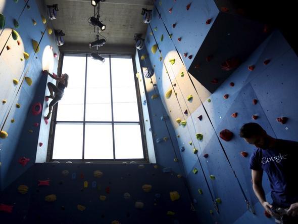 Kadro Yazlm Mhendisi  <br>  Yllk maa: 200 bin 923 dolar