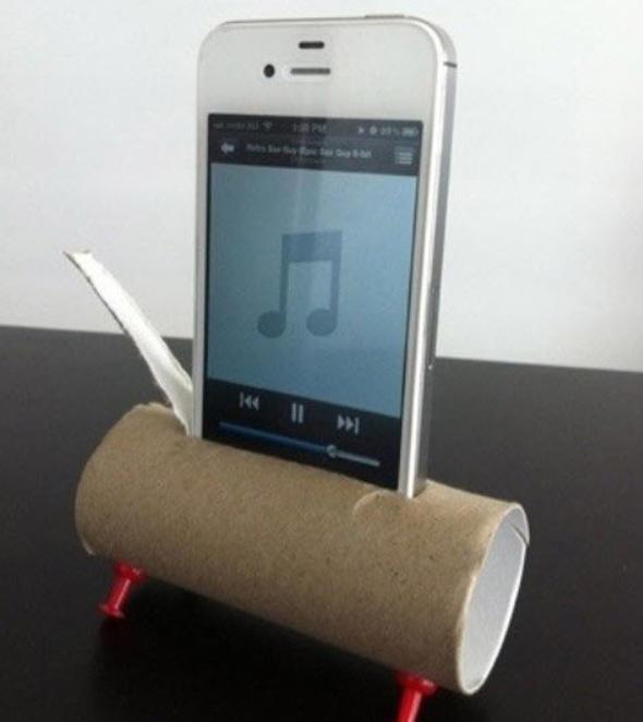 Telefonunuzu tuvalet kadnn rulosuyla birletirdiinizde stereo hoparlr elde edebilir, sesin gcn daha da arttrabilirsiniz!