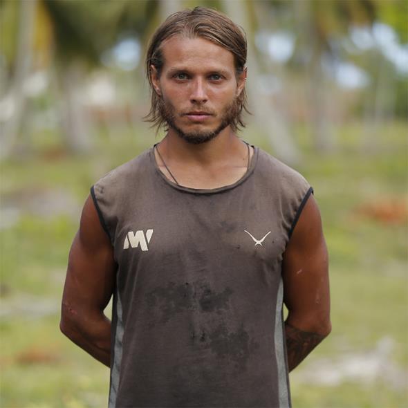 Survivor 2018 eleme aday Murat Ceylan kimdir? 15 Mays 1989 tarihinde stanbul&#8217;da domutur. Kk yalardan beri mzik ile ilgilenen Murat Ceylan, 8 yl boyunca stanbul Devlet Konservatuar Profesr Ergican Saydam&#8217;dan mzik dersleri ald. stanbul Bilgi niversitesi Reklamclk blm 3. snfta lisans eitimine devam etmektedir. Mzikten baka bir ok spor dalyla da yakndan ilgilenen Murat 7 yldr profesyonel olarak fitness ile uramaktadr. Ayrca stanbul Atl Spor Kulb&#8217;nde lisansl binicilik yapmaktadr.