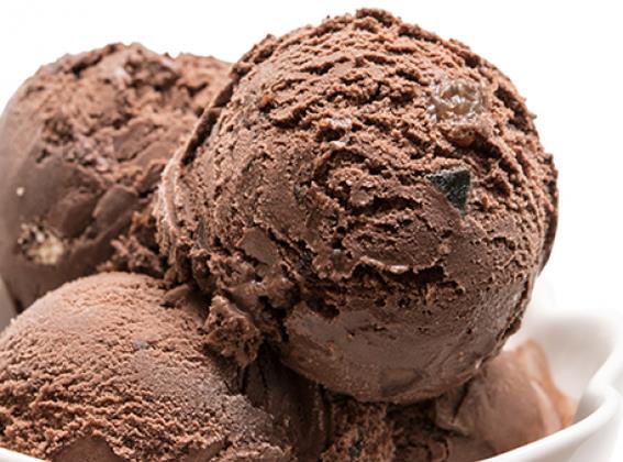 Hastalk halinde dondurma tketilmemelidir -  Hasta olunca, vcudun su kaybn nlemek iin daha fazla sv almay gerektirir, dondurma, hasta olduumuzda sv ihtiyacmz karlar.