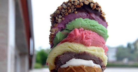 KALSYUM  Kemiklerinizi glendirir. Dondurmalar ieriindeki stten tr kalsiyum asndan zengindir. Kalsiyum dileri korur ve gl di etleri oluturur.