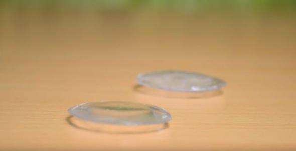 Paralar bir araya geldiinde iki mercek grnml para elimizde oluyor.