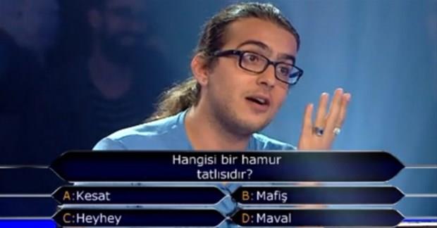 CEVAP Bada rfan Yldrm&#8217;n belki de en zorland soru buydu. lk kez hibir fikrinin olmadn ve telefon jokerini de kullanmak istemediini, nk telefon jokerlerinin de soruyu bilemeyeceklerini dndn syledi. Bu soruda nce yar yarya sonra da ift cevap hakkn kullanarak kendini garantiye ald ve 30 bin liralk dle ulam oldu