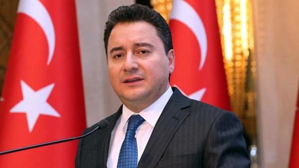 AK Parti'nin iktidara geldii 16 yl nce Ankara milletvekili seilen Ali Babacan da Meclise veda etti.    58 ve 59. Hkmetlerde Devlet Bakanl, 60. Hkmette Dileri Bakanl ile Devlet Bakan ve Babakan Yardmcs olarak grev yapan Babacan, 61 ve 62. hkmetlerde Babakan Yardmcl grevini stlendi.