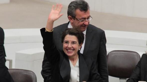 AK Partili Aye Nur Bahekapl