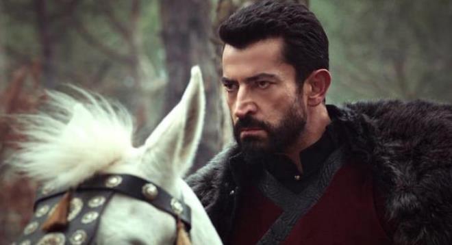 EN DDALI DZSYD; te yandan Kanal D, geen sezon ortalarnda balayan, iddial dizilerinden Mehmed Bir Cihan Fatihi'ne final yaptrmt. Pei sra birok dizisi iinde final karar almt.