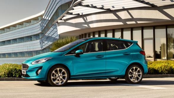 Yeni Ford Fiesta Trend 1.1 L M/T 90.500TL (85.500 kampanyal fiyat):    ehir ii (L/100 km) 5,6  -  ehir d (L/100 km) 3,7  -  Ortalama (L/100 km) 4,4