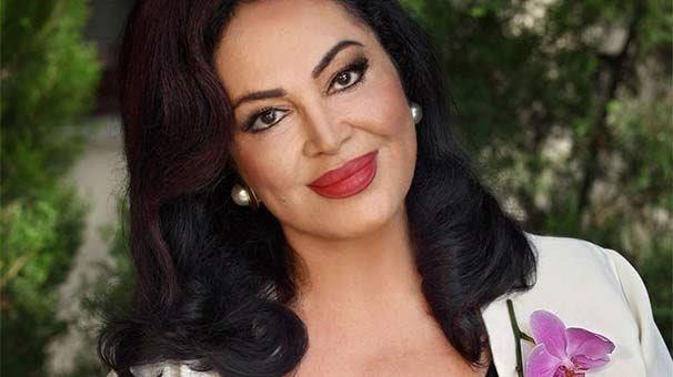 Dnyada en ok barolde rol alan kadn oyuncu unvanna sahip Trkan oray oyunculuu braktn aklad. oray&#8217;n oyunculuu brakmasyla Trk sinemasnda bir devir kapand.