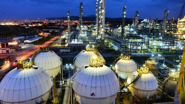 PETKM Petrokimya Holding A: 7 milyar 363 milyon 824 bin TL