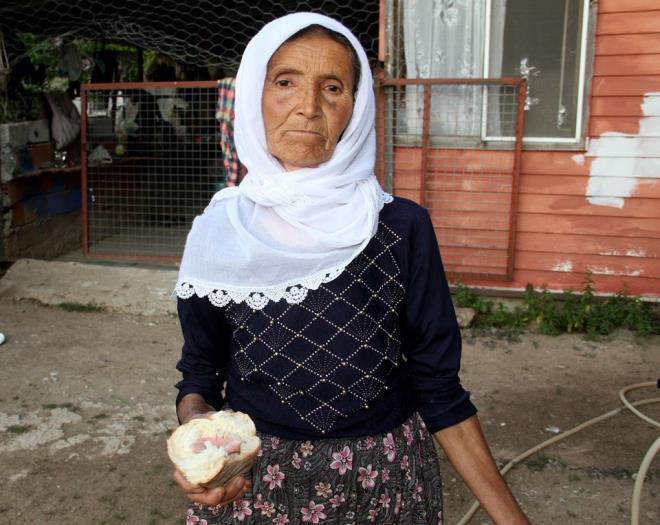 Mula'da ekmein iinden kan takma damak artt.