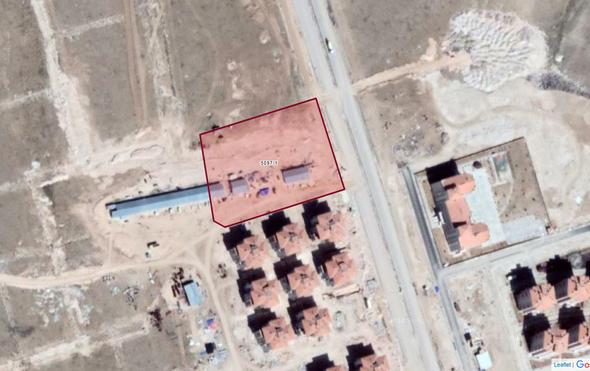 Karaman Merkez Krba'nda yer alan 10 bin 595 metrekarelik zel ortaokul eitim alan 4.238.032 TL'den sata kyor.