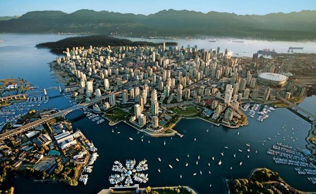 1- KANADA: Yaam standartlarnn yksek olduu bu lkede, i olanaklarnn da iyi derecede olduu sylenebilir. zellikle de eitim asndan en ok tercih edilen lkelerden birisi olduu iin, olduka tercih edilen bir lkedir. Daha iyi koullarda yaamak isteyen kiilerin de en ok tercih ettii lkeler ierisinde yer alan Kanada&#8217;nn OECD (Daha yi Yaam ndeksi) ierisinde ilk bete yer ald grlyor.