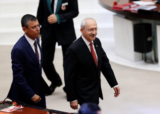 Genel Kurula CHP Genel Bakan Kemal Kldarolu da katld