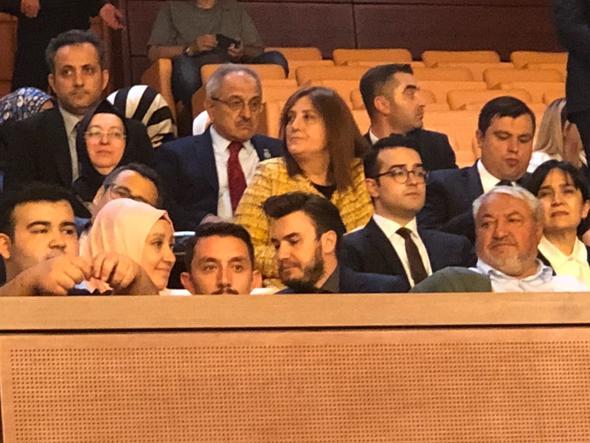 arkc Mustafa Ceceli TBMM'de yemin trenini izledi.