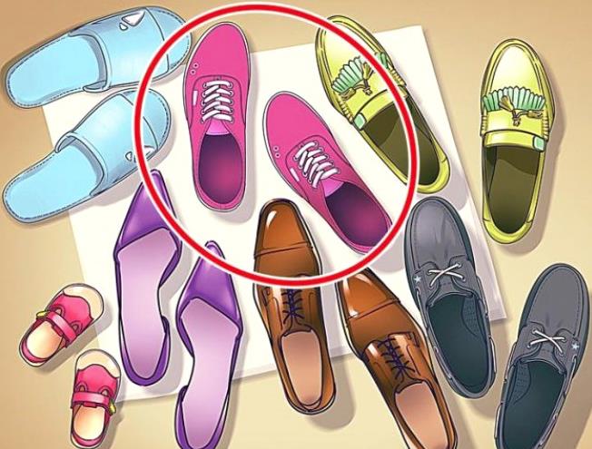 Pembe ayakkablarnn ikisinin de sol ayak olmas.