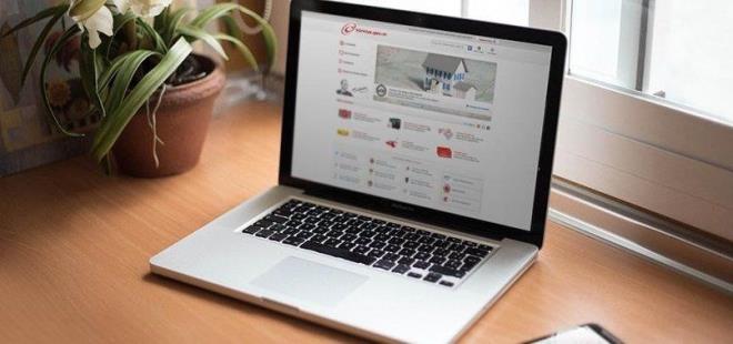 cra Dosyas Sorgulama hizmeti ise vatandalarn herhangi bir yurt ii mahkemede adna alm ve taraf olduu icra dosyalarn listeleyebilmesine ve detaylarn grntleyebilmesine olanak tanyor.