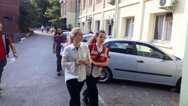 Kamuoyunda 'Adnan Hoca' olarak bilinen Adnan Oktar ve grubuna stanbul merkezli 5 ilde sabaha kar dev operasyon balatld. Hava destekli operasyonda Adnan Oktar ve ok sayda kii gzaltna alnd. stanbul Emniyet Mdrl Mali Sularla Mcadele ube Mdrl tarafndan Adnan Oktar ile beraber 235 pheli hakknda balatlan operasyon devam ediyor. Adnan Oktar'n ev ve iyerlerinde aramalar sryor.