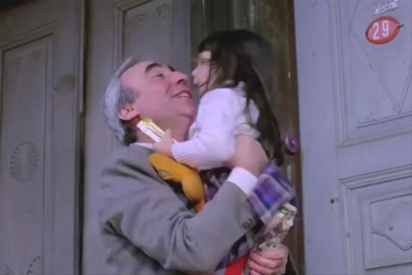 Ekranlarn en sevilen oyuncularndan Burin Terziolu ilk kez kamera karsna usta oyuncu ener en ile geti.