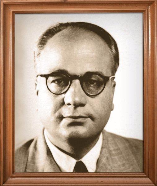 Mahmut Sadi Irmak 27 Ekim 1981-1 Ocak 1983/Danma Meclisi Bakan