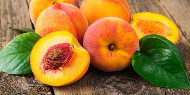 Akam Yemei: 1 adet eftali 1 kase yasz yourt 2 adet halanm yumurta