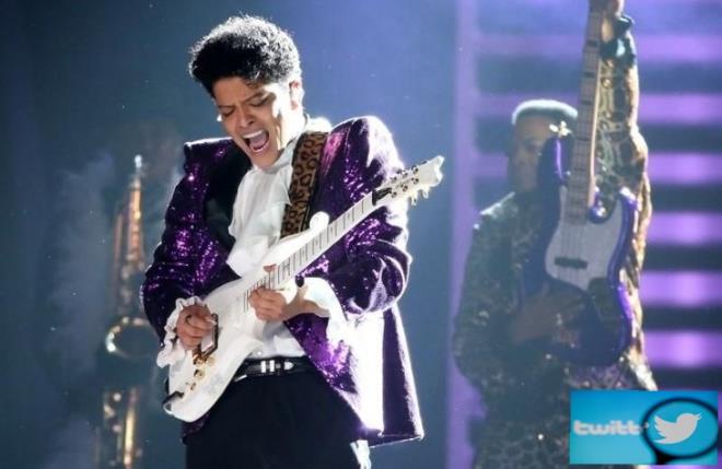 Bruno Mars'n kayb ise 900 bin.