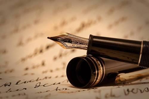 <h2>9. &#8220;Yoluna cnum revn itsem gere cn didm<br>    Yzme bin hm ile bakd did cnun m var.&#8221; (Zt)</h2>  <p><br>    Anlam: Bardm; &#8220;Ah sevgilim canm kurban etmem gerek senin iin.&#8221;     Sevgili, bin fkeyle yzme bakt ve dedi ki; &#8220;Cann! Senin daha     harcanmayan cann m var?&#8221;.</p>