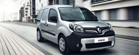 Binek modellerde maksimum 40 lira kredi ve 20 aya varan vade seeneklerinde yzde 0,98 sabit faiz imkan yer alyor.    Binek ve hafif ticari tm modellerde daha fazla kredi ve vade taleplerinde ise maksimum 100 bin lira kredi 48 aya kadar yzde 1,69 faizle salanyor. 150 bin lira kredi ise 48 aya kadar yzde 1,79 faizle sunuluyor.    Ayrca Renault Finans&#8217;tan kredi kullanlarak yaplan 2018 model yl binek perakende satn almlarnda bin lira indirim yaplyor.