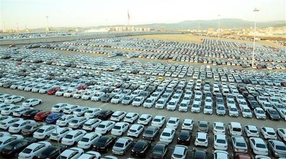 Pazardaki daralmaya kar markalar, temmuz aynda aralarnda hurda tevikine ek olarak gerekletirdikleri indirim veya 40 bin liraya kadar 15 ay vadeli faizsiz finansman imkannn da yer ald kampanyalar hazrlad.