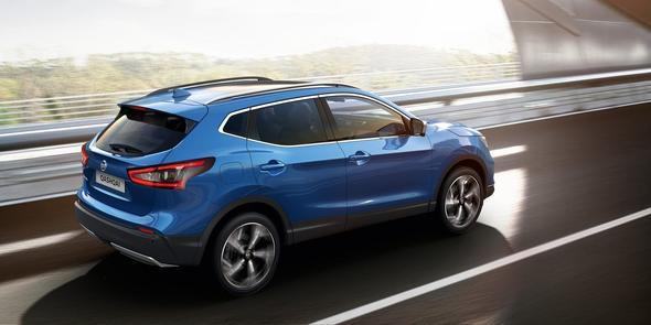 Nissan  <br>  Nissan, Qashqai'yi yzde 1,29 faiz ve 24 aya varan vade seenekleriyle 50 bin liraya kadar finansman desteiyle sunuyor. X-Trail ise Qashqai ile ayn vade ve faiz oranyla birlikte 70 bin liraya kadar finansman desteiyle satn alnabiliyor. X-Trail, ayrca 3 bin lira farkla 7 koltuklu versiyonuyla Nissan yetkili satclarnda yeni sahiplerini bekliyor.