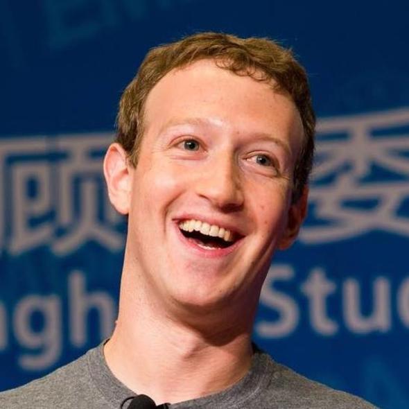 Zuckerberg'in ilk yatrmcs ailesiydi. 3 ay iin 85 bin dolar harcadlar. Facebook 2012 ylnda 100 milyar dolar deerlemeyle halka ald.