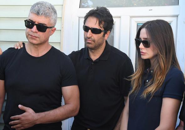 Cenazeye katlanlar arasnda zcan Deniz'in eski dostu Mahsun Krmzgl de vard...