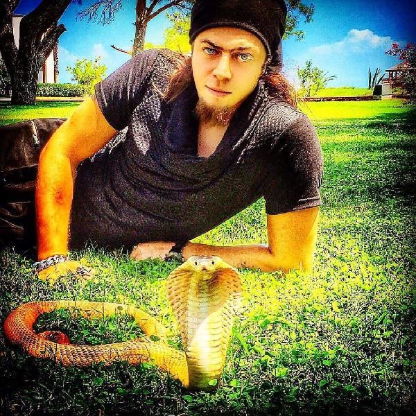 . Yrmekte sknt ekebileceimi sylyorlar. Zamanla dzelebilir diyorlar. Gelmeseydin ok kt olabilirdin diyorlar" ifadesini kulland.