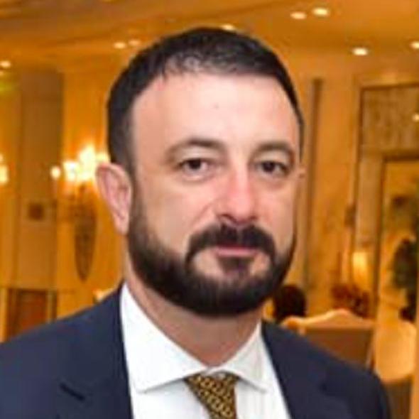 brahim TUNCER<br>  Kod ad : Tuncer. rgtn Ankara'da bulunan evlerinden birinde konaklar. rgtn sempatizan denilen yurt ii ve yurt d gruplarndan sorumludur. zellikle yurt dnda bulunan sempatizanlardan rgt iin para toplanmas, lkede kilit noktalarda grev yapan kiilere yurt dndan kadn temini konularnn ynetimindedir.