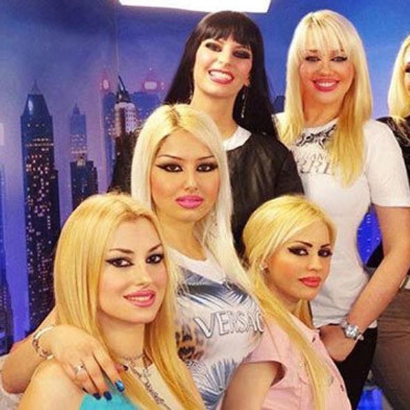 Meltem DABAN<br>  Kod ad: Dost Meltem. Uzun yllardr rgtn tm makalelerini ve kitaplarn yazan, Adnan Oktar adna rportajlar yazan, canl yaynlarn bilgi ieriini oluturan ynetici bacdr.    Lobi faaliyetlerine katlr. Hukuk dilekelerini kontrol eder. rgtn grup evlerinde kalr. Uzun yllardr anti depresan kullanr. A9 tv baz yaynlarn hazrlar.Ynetici bacdr.
