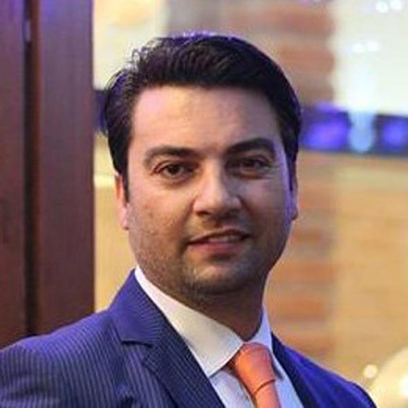 Tahsin AKKA  <br>Kod ad Taso'dur. Ynetici kardelerdendir, silahldr. Ataehir bulunan rgt evinde konaklar. rgtn yurt d dolandrclk faaliyetlerini yneten kiilerden biridir. Adnan Oktar'a yurt dndan kadn temini salar.