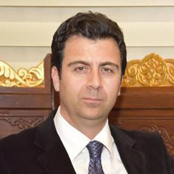 Mehmet Cokun PAMR<br>  Kod ad : Coar. Stdyo denilen Adnan Oktar'n yaynlarn yapt evde konaklar. rgtn ynetici kardelerindendir.    Btn rgt evlerinin demirba ihtiyalarnn temininden sorumludur. Talimatlar bizzat Adnan Oktar'dan alr, Onun en yaknlarndandr.