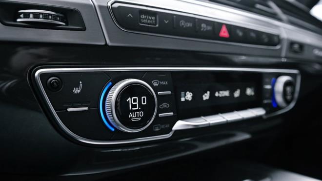 SABAH HAVA SERN OLSA DA KLMAYI ALITIRIN  <p>      Dnyann neresinde olduunuza bal olarak yaz aylarnda baz sabahlar serin olabiliyor. Yine de &#8220;sy yksek bir dereceye ayarlayacak da olsanz klimay aarak&#8221; dardaki hava yava yava snmaya baladnda camlarn buulanmasn nleyebilirsiniz.