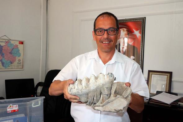 enyurt, fosilin 8 milyon yllk olduunun tahmin edildiini aktararak, unlar syledi: