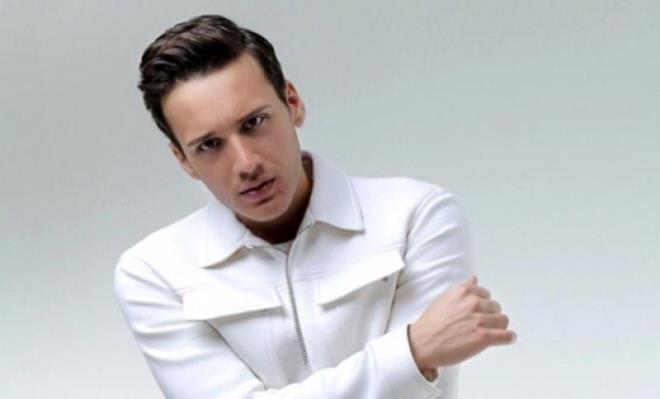 Edis G�rg�l� - 1990