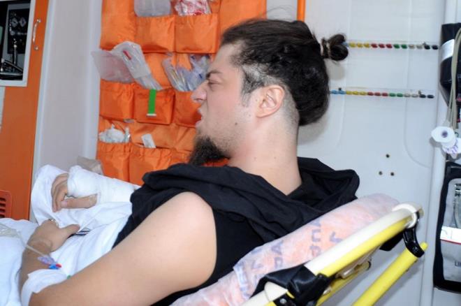 Msr'n bakenti Kahire'deki Kasr en-Nil Hastanesi'nde tedaviye alnan Aref'e u ana kadar 20 tp panzehir verildi. Genel salk durumu iyiye giden Aref'e 4 tp daha kobra serumu verilecek. El, kol ve yz blgesindeki uyuukluu geen Aref'in ayaklarndaki his kayb ise devam ediyor. Aref, bu nedenle halen ayaa kalkamyor ve yryemiyor.