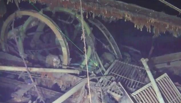 Shinil Grubu, bat ekim ya da kasm aynda karmay planlarken, bulunmas durumunda altnlarn yarsnn Rusya hkmetine verilmesi konusunda anlamaya varld belirtildi.