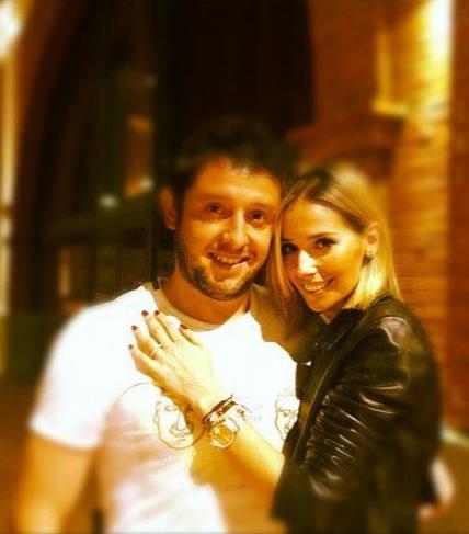 Nihat Kahveci ile Pnar Kagren'in evlilii 2014 ylnda bitti. Tek celsede boanan Nihat Kahveci'nin biri kz biri erkek iki ocuu bulunuyor.