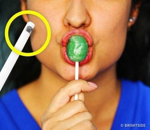 Bu ekerleme ubuklarndaki minik delik sayesinde ubuk ekerlemeye ilk batrldnda bu delikten ieri giren ekerin, ubua daha sk tutunmas kolaylayor.