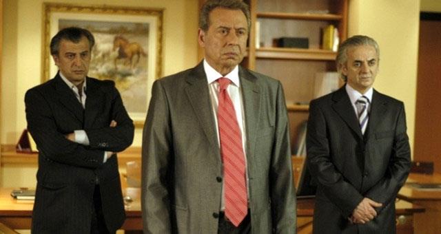 Ayn zamanda stanbul Devlet Konservatuar Tiyatro Blm&#8217;nn kuruluunda yer ald ve retmen olarak derslere girdi Bu okulda 3 yl retmenlik yapt. Tiyatro mdrl grevi 1980 ylna kadar srd. 1983 ylnda Turgut zakman zamannda yeniden bu greve atand ve 1986 ylnda tekrar ayrld. TRT'de radyoya birok radyo tiyatrosu hazrlad.