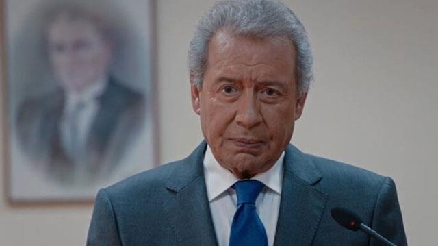 n tiyatro ve dizi oyuncusu Can Grzap, Sakarya'nn Sapanca ilesinde motosikletin arpmas sonucu yaraland.  Alnan bilgiye gre, Sapanca ilesi ehit Cevdet Ko Caddesi zerinde otomobilini brakan Grzap'a, yolun karsna getii srada Kocaeli istikametine giden Suriye uyruklu F.H'nin (21) kulland plakasz motosiklet arpt.